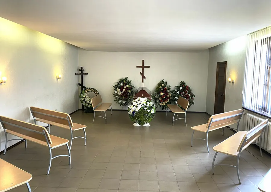Зал Кулешова 12 в Смиловичах